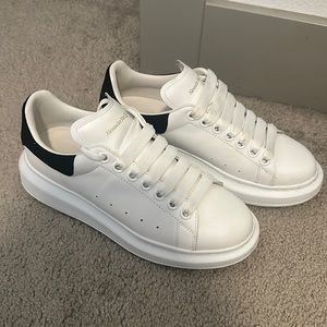 Alexander McQueen Sneakers